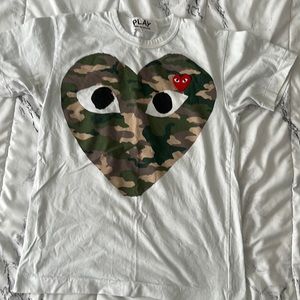 Classic comme des garcons t shirt
